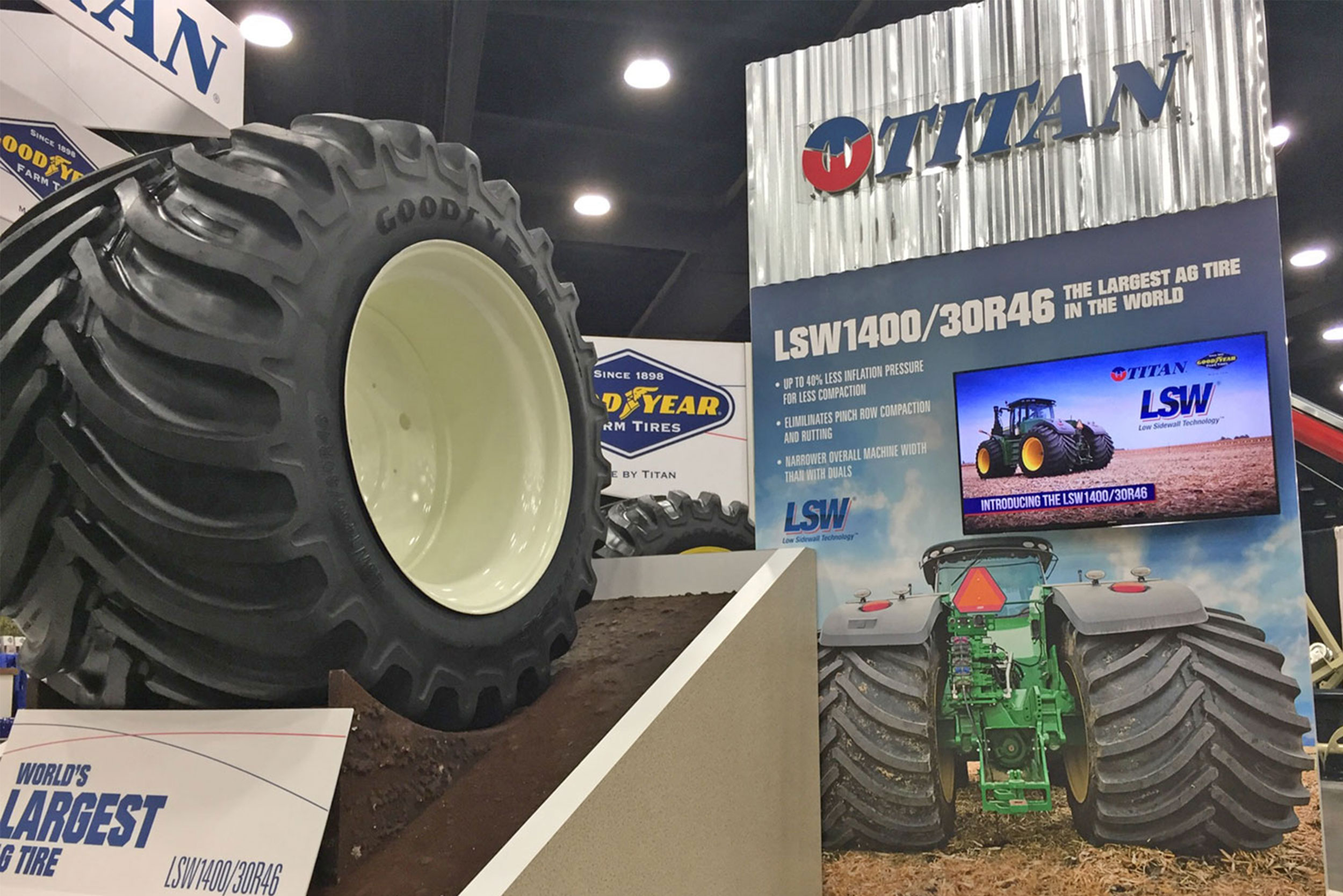 World's Largest Farm Tire at the NFMS 2017