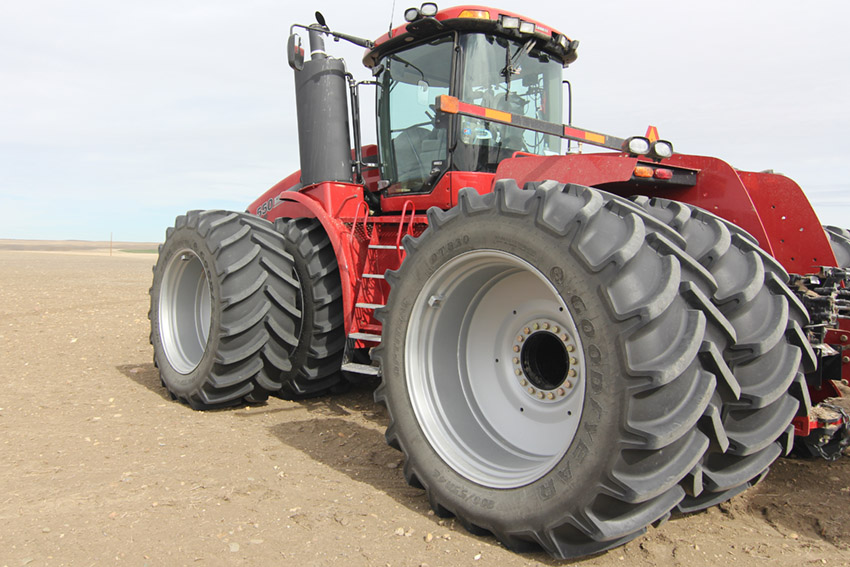 LSW TIRES ON A CASE STEIGER