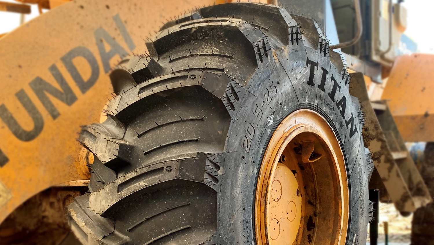 Titan HK 458 Wheel Loader Tire